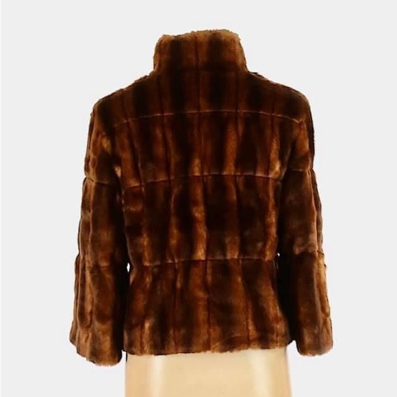 I.N.C Size L brown short faux fur jacket in excellent condition - Picture 2 of 8